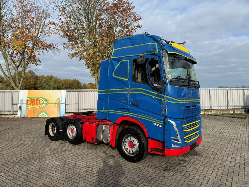 Volvo FH5-460 / ENGINE RUNING / HYDRAULICS / I-SAVE / VEB+ / ONLY:446560 KM / DOUBLE TANK / LWDS / EURO-6 / 2021 - Sattelzugmaschine: das Bild 2 Volvo FH5-460 / ENGINE RUNING / HYDRAULICS / I-SAVE / VEB+ / ONLY:446560 KM / DOUBLE TANK / LWDS / EURO-6 / 2021 - Sattelzugmaschine: das Bild 2