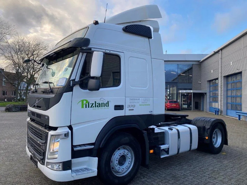 Volvo FM11-370 / GERMAN TRUCK / KB CHASSIS / VEB / ACC / LWDS / DOUBLE TANK / ONLY:763562 KM / AIRCO / AUTOMATIC / EURO-6 / 2018 - Sattelzugmaschine: das Bild 1 Volvo FM11-370 / GERMAN TRUCK / KB CHASSIS / VEB / ACC / LWDS / DOUBLE TANK / ONLY:763562 KM / AIRCO / AUTOMATIC / EURO-6 / 2018 - Sattelzugmaschine: das Bild 1