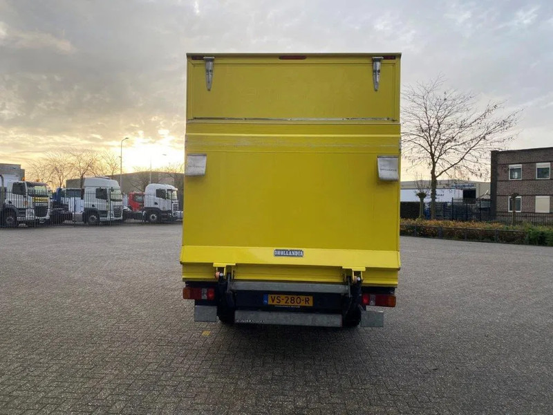 Volkswagen Crafter / NL VAN / PLATFORM / DOUBLE AIR REAR / TEMPOMAAT / AIRCO / ONLY:228596 KM / MANUAL / EURO- / 2015 - Kastenwagen: das Bild 5 Volkswagen Crafter / NL VAN / PLATFORM / DOUBLE AIR REAR / TEMPOMAAT / AIRCO / ONLY:228596 KM / MANUAL / EURO- / 2015 - Kastenwagen: das Bild 5