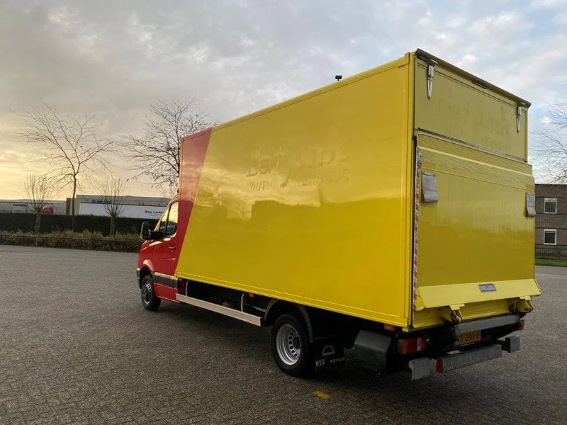 Volkswagen Crafter / NL VAN / PLATFORM / DOUBLE AIR REAR / TEMPOMAAT / AIRCO / ONLY:228596 KM / MANUAL / EURO- / 2015 - Kastenwagen: das Bild 3 Volkswagen Crafter / NL VAN / PLATFORM / DOUBLE AIR REAR / TEMPOMAAT / AIRCO / ONLY:228596 KM / MANUAL / EURO- / 2015 - Kastenwagen: das Bild 3