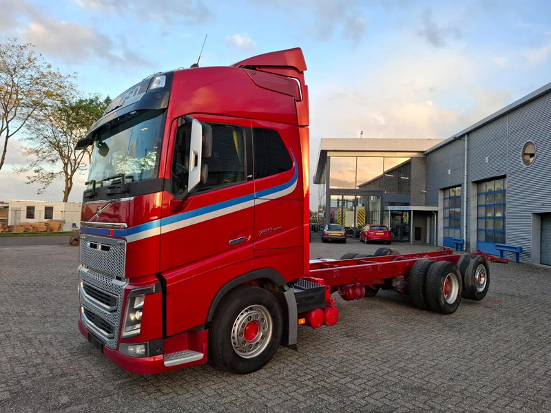 Volvo FH16-750 / BIG AXLE / VEB+ / ONLY:679711 KM / TECHNICAL 70TON / 9TON FRONT AXLE / INLINER / FULL-AIR / AUTOMATIC / EURO-6 / 2018 - Fahrgestell LKW: das Bild 1 Volvo FH16-750 / BIG AXLE / VEB+ / ONLY:679711 KM / TECHNICAL 70TON / 9TON FRONT AXLE / INLINER / FULL-AIR / AUTOMATIC / EURO-6 / 2018 - Fahrgestell LKW: das Bild 1