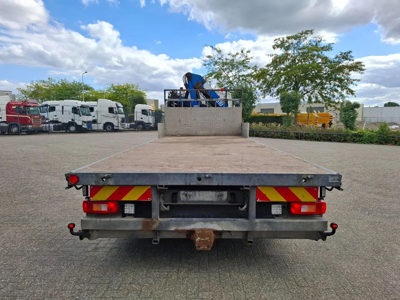 Volvo FL6-220 / HMF 910 / REMOTE / ONLY:493620 KM / AIRCO / FULL-AIR / MANUAL / EURO-3 / 2003 - Autokran: das Bild 4 Volvo FL6-220 / HMF 910 / REMOTE / ONLY:493620 KM / AIRCO / FULL-AIR / MANUAL / EURO-3 / 2003 - Autokran: das Bild 4