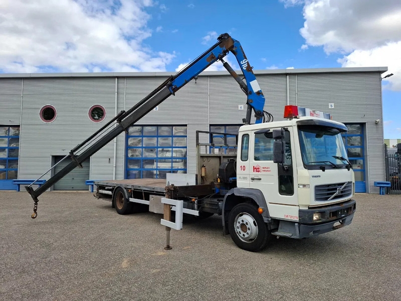 Volvo FL6-220 / HMF 910 / REMOTE / ONLY:493620 KM / AIRCO / FULL-AIR / MANUAL / EURO-3 / 2003 - Autokran: das Bild 2 Volvo FL6-220 / HMF 910 / REMOTE / ONLY:493620 KM / AIRCO / FULL-AIR / MANUAL / EURO-3 / 2003 - Autokran: das Bild 2