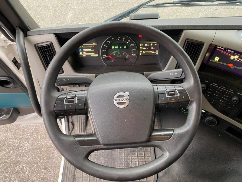 Plane LKW Volvo FM11-330 / LOW KM'S:472120 KM / LWDS / FULL-AIR / NAVI / CURTAIN SAILS / PLATFORM 2500KG / AUTOMATIC / EURO-6 / 2016: das Bild 18