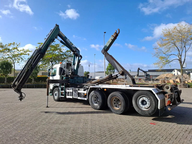 Volvo FM13-400 / 8X4 / AJK HOOK 25TON / CRANE HMF 1560 K3 / ROTATOR / LIFT+LENKACHSE / AIRCO / MANUAL / EURO-4 / 2007 - Autokran: das Bild 3 Volvo FM13-400 / 8X4 / AJK HOOK 25TON / CRANE HMF 1560 K3 / ROTATOR / LIFT+LENKACHSE / AIRCO / MANUAL / EURO-4 / 2007 - Autokran: das Bild 3