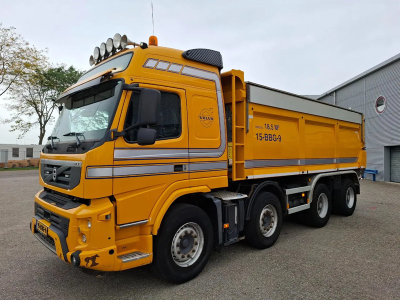 Volvo FM13-420 / 8X4 / 2X BIG AXLE / 18.5M³ / AJK 21040 KG TIPPER / SNIP / 695133 KM / VEB / NL TRUCK / TUV:07-11-2025 / AIRCO / AUTOM - Kipper: das Bild 2 Volvo FM13-420 / 8X4 / 2X BIG AXLE / 18.5M³ / AJK 21040 KG TIPPER / SNIP / 695133 KM / VEB / NL TRUCK / TUV:07-11-2025 / AIRCO / AUTOM - Kipper: das Bild 2