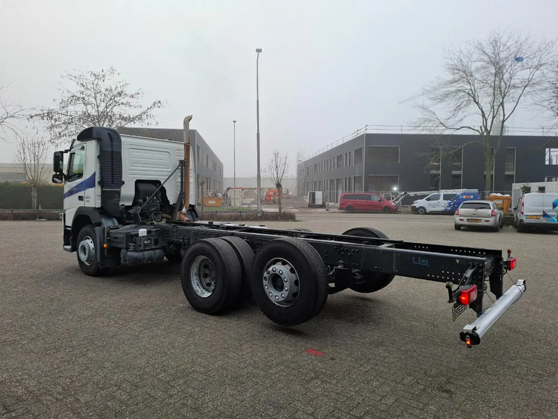 Volvo FM4-420 / VEB+ / LWDS / LIFT+LENKACHSE / ONLY:336223 KM / INLINER / AUTOMATIC / EURO-6 / 2018 - Fahrgestell LKW: das Bild 3 Volvo FM4-420 / VEB+ / LWDS / LIFT+LENKACHSE / ONLY:336223 KM / INLINER / AUTOMATIC / EURO-6 / 2018 - Fahrgestell LKW: das Bild 3