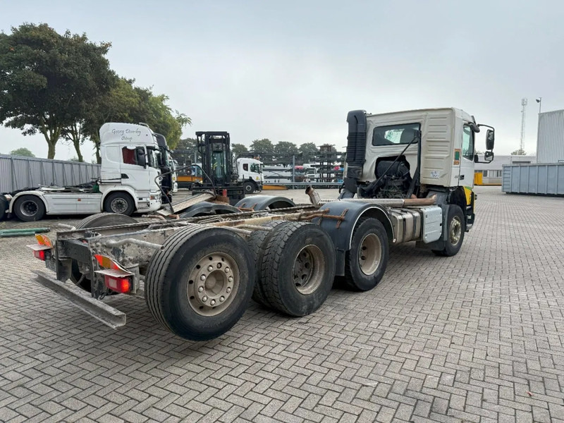 Volvo FMX 450 / ENGINE RUNNING / 8X4 / VEB / ONLY:260642 KM / PTO / LIFT+LENKACHSE / ALCOA / AUTOMATIC / EURO-6 / 2014 - Fahrgestell LKW: das Bild 5 Volvo FMX 450 / ENGINE RUNNING / 8X4 / VEB / ONLY:260642 KM / PTO / LIFT+LENKACHSE / ALCOA / AUTOMATIC / EURO-6 / 2014 - Fahrgestell LKW: das Bild 5