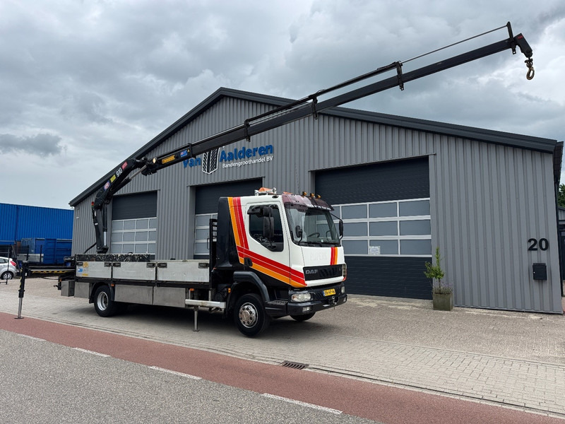 DAF LF45-220 HMF 910 K4 + 1 / Remote Control - Autokran: das Bild 1 DAF LF45-220 HMF 910 K4 + 1 / Remote Control - Autokran: das Bild 1