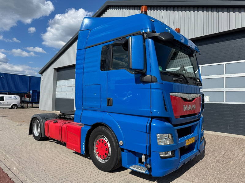 MAN TGX 19.440 Mega, Lifting 5 Th. Wheel., Hebe Sattel - Sattelzugmaschine: das Bild 1 MAN TGX 19.440 Mega, Lifting 5 Th. Wheel., Hebe Sattel - Sattelzugmaschine: das Bild 1
