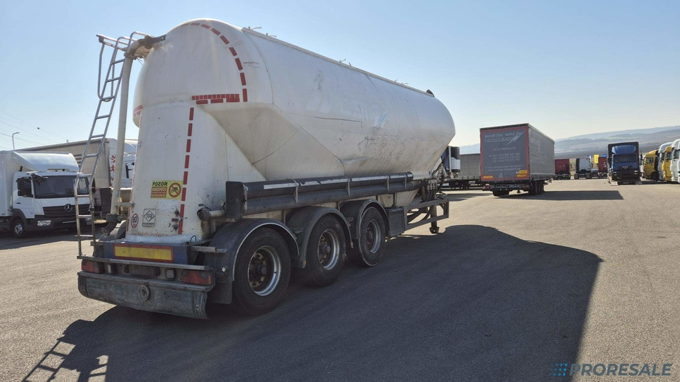 OSTATNÍ FELDBINDER EUT 40.3 SILOCISTERNA - 2 komory - 40 m3 - Siloauflieger: das Bild 3 OSTATNÍ FELDBINDER EUT 40.3 SILOCISTERNA - 2 komory - 40 m3 - Siloauflieger: das Bild 3