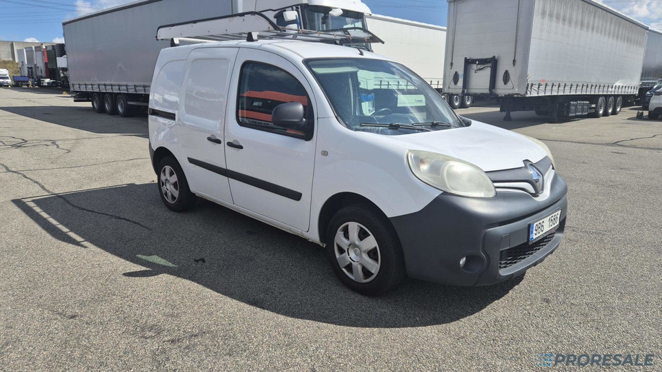RENAULT KANGOO EXPRESS 1,5 dCi 55 kW - Koffer Transporter: das Bild 1 RENAULT KANGOO EXPRESS 1,5 dCi 55 kW - Koffer Transporter: das Bild 1
