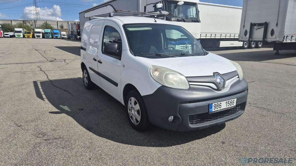 RENAULT KANGOO EXPRESS 1,5 dCi 55 kW - Koffer Transporter: das Bild 2 RENAULT KANGOO EXPRESS 1,5 dCi 55 kW - Koffer Transporter: das Bild 2
