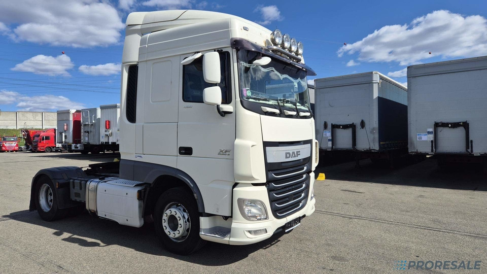 DAF XF 460 FT SC EURO 6 + HYDRAULIKA - motor po GO - Sattelzugmaschine: das Bild 1 DAF XF 460 FT SC EURO 6 + HYDRAULIKA - motor po GO - Sattelzugmaschine: das Bild 1