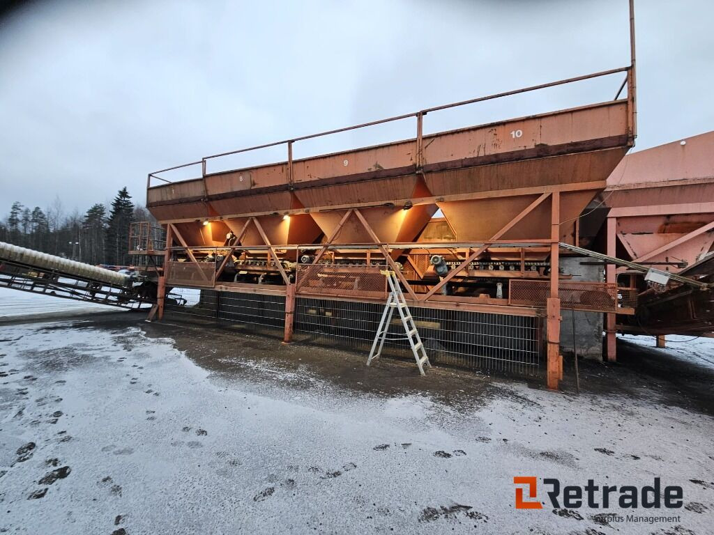 2 x Feeders Amomatic 8 pcs Silo VS 150 - Baumaschine: das Bild 4 2 x Feeders Amomatic 8 pcs Silo VS 150 - Baumaschine: das Bild 4