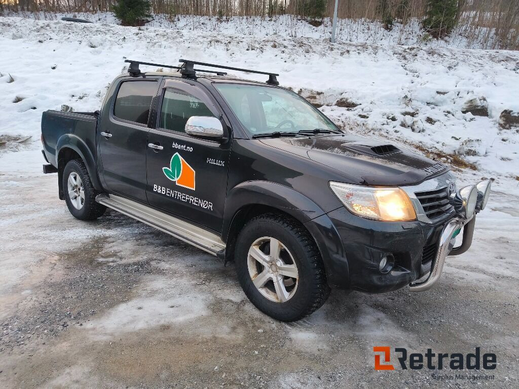TOYOTA Hilux 4WD - PKW: das Bild 3 TOYOTA Hilux 4WD - PKW: das Bild 3