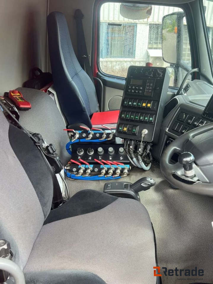 Volvo FE 300 Feiebil / Kombibil med Tipp og Brøyteoppsett - Kehrmaschine: das Bild 5 Volvo FE 300 Feiebil / Kombibil med Tipp og Brøyteoppsett - Kehrmaschine: das Bild 5