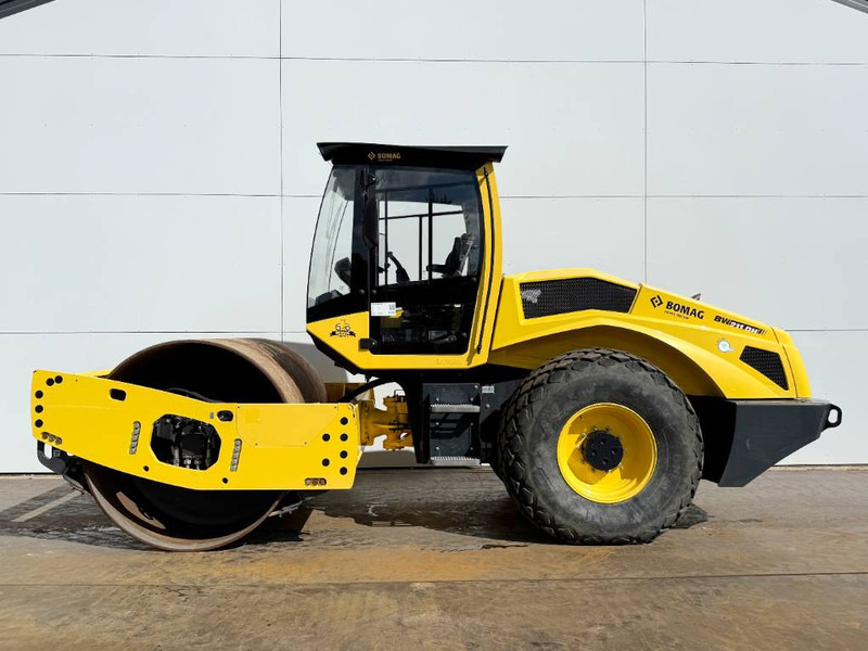 Bomag BW211DH-5 - German Machine / Only 1311 Hours - Walzen: das Bild 1 Bomag BW211DH-5 - German Machine / Only 1311 Hours - Walzen: das Bild 1
