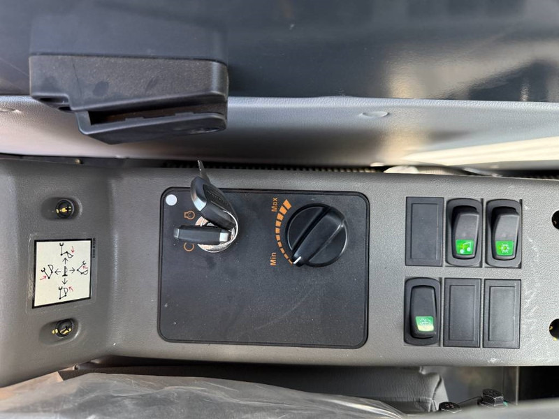 Kettenbagger, Zustand - NEU Hyundai R210 *2025 Model* - New / Unused / Hammer Lines: das Bild 10