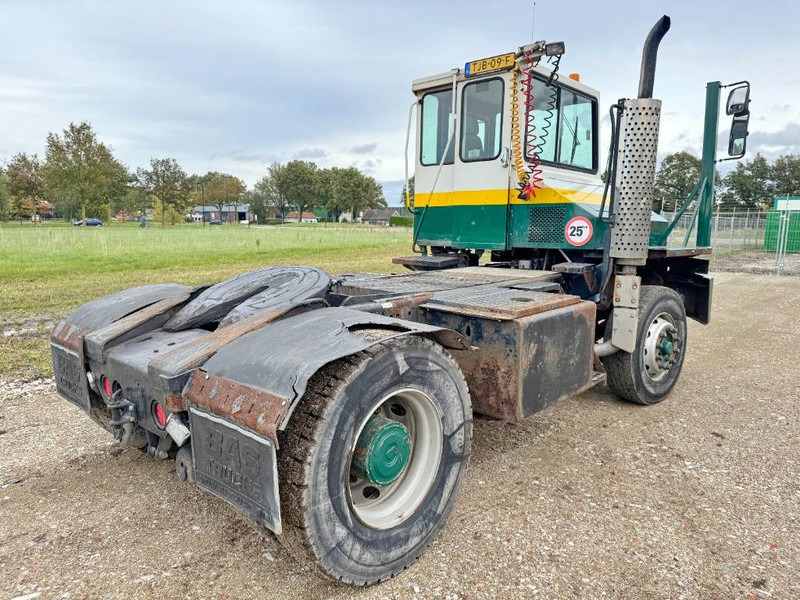 Kalmar PT122 - Top Condition / Cummins Engine - Terminaltraktor: das Bild 5 Kalmar PT122 - Top Condition / Cummins Engine - Terminaltraktor: das Bild 5