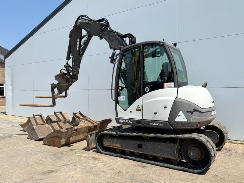 Mecalac 8MCR - 6 Attachments Included! Auto Greasing - Minibagger: das Bild 3 Mecalac 8MCR - 6 Attachments Included! Auto Greasing - Minibagger: das Bild 3