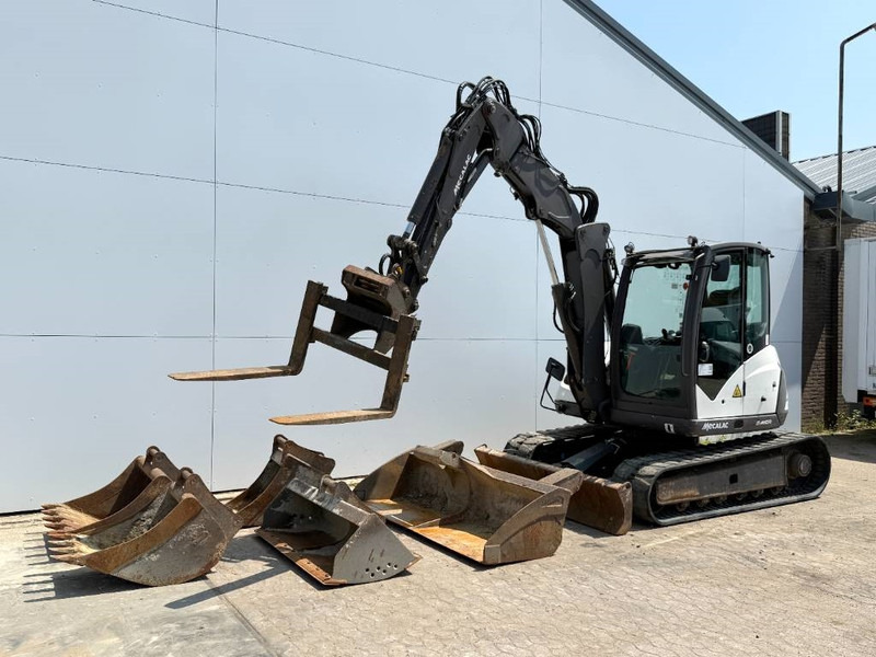 Mecalac 8MCR - 6 Attachments Included! Auto Greasing - Minibagger: das Bild 2 Mecalac 8MCR - 6 Attachments Included! Auto Greasing - Minibagger: das Bild 2