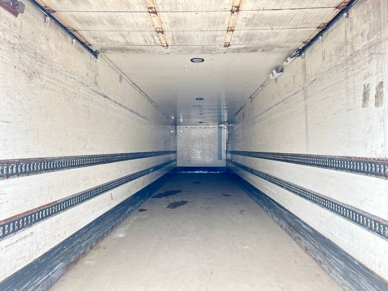 Koffer Auflieger Pacton THD.230 - 2 Axles / Taillift: das Bild 12