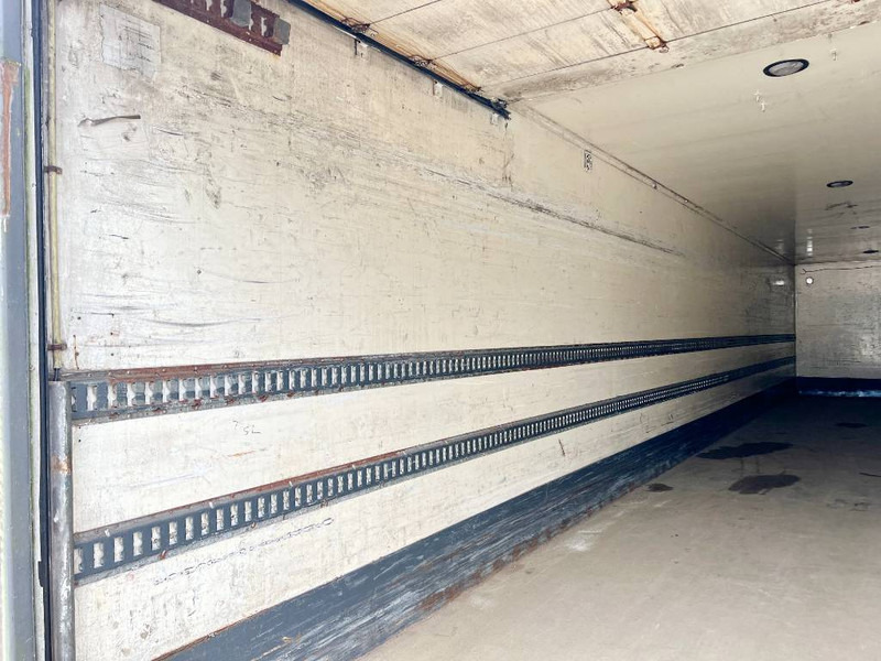 Koffer Auflieger Pacton THD.230 - 2 Axles / Taillift: das Bild 14