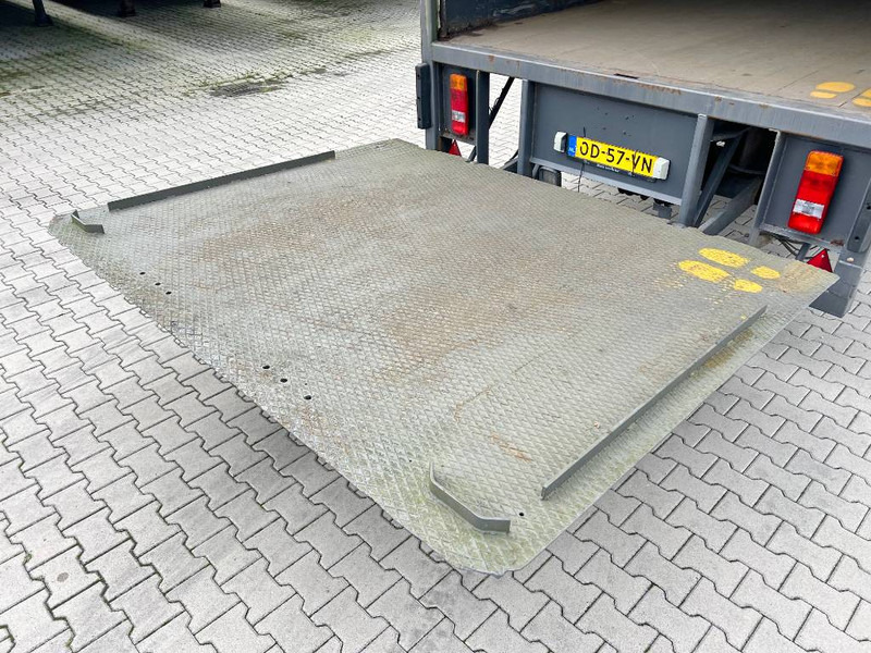 Koffer Auflieger Pacton THD.230 - 2 Axles / Taillift: das Bild 15