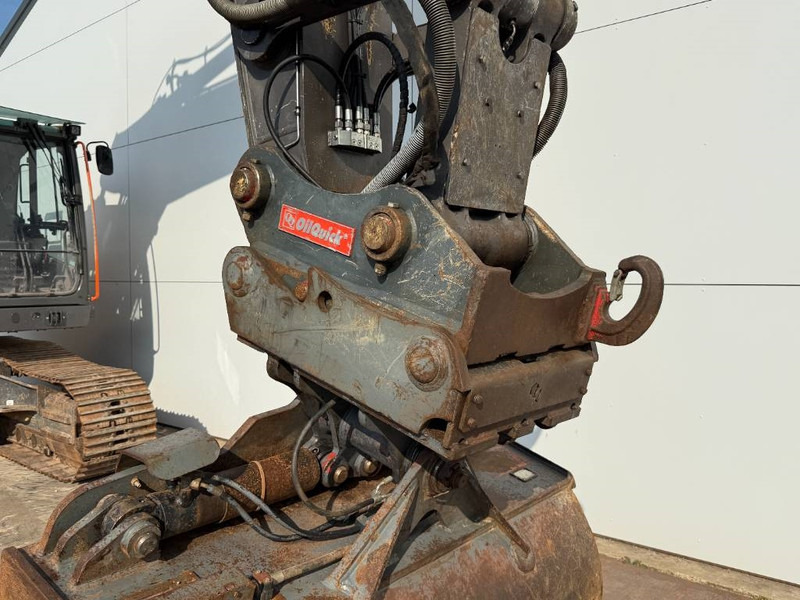Kettenbagger Volvo EC300ENL - Oilquick / Triple Boom / Tilting Bucket: das Bild 15