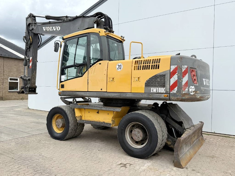 Volvo EW180C - Dutch Machine / Triple Boom - Mobilbagger: das Bild 3 Volvo EW180C - Dutch Machine / Triple Boom - Mobilbagger: das Bild 3