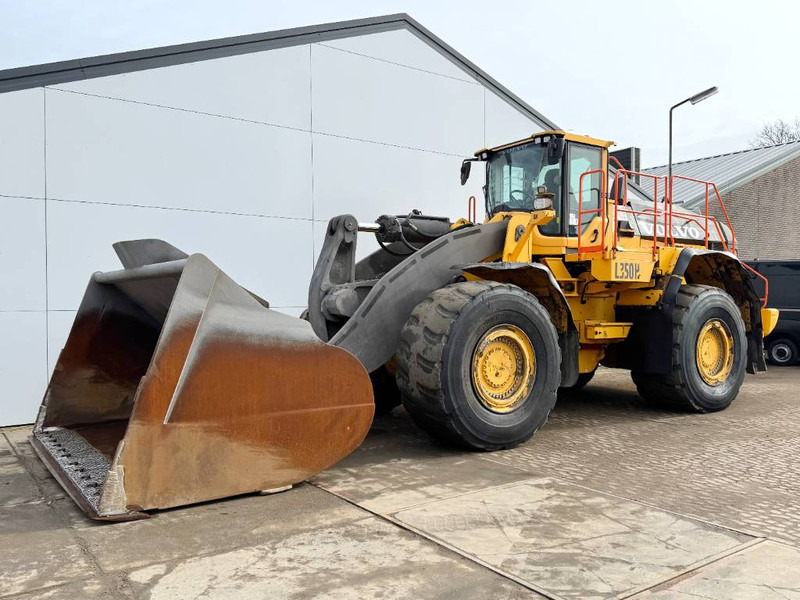 Volvo L350H - Dutch Machine / CDC Steering - Radlader: das Bild 2 Volvo L350H - Dutch Machine / CDC Steering - Radlader: das Bild 2