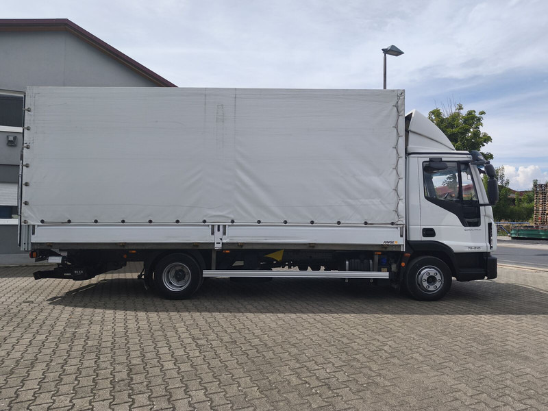 Iveco Eurocargo 75-210 Plane 3-Sitzer 4x2 Euro 6 LBW (20) - Plane LKW: das Bild 4 Iveco Eurocargo 75-210 Plane 3-Sitzer 4x2 Euro 6 LBW (20) - Plane LKW: das Bild 4