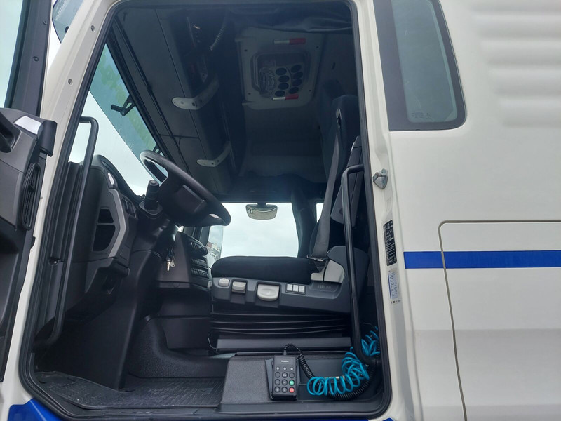LKW Für die Beförderung von Lebensmittel MAN TGX 35.440 Silo Euro 6 8x4 Lift+Lenk Klima (5): das Bild 15