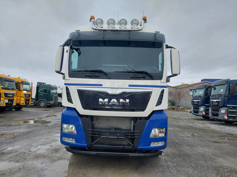 MAN TGX 35.440 Silo Euro 6 8x4 Lift+Lenk Klima (5) - LKW: das Bild 4 MAN TGX 35.440 Silo Euro 6 8x4 Lift+Lenk Klima (5) - LKW: das Bild 4