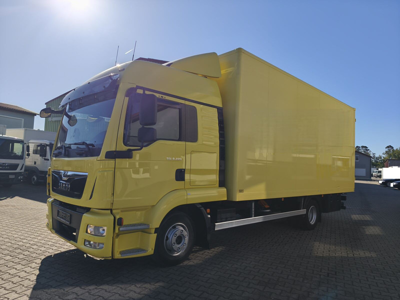 MAN TGL 8.220 - Koffer LKW: das Bild 2 MAN TGL 8.220 - Koffer LKW: das Bild 2