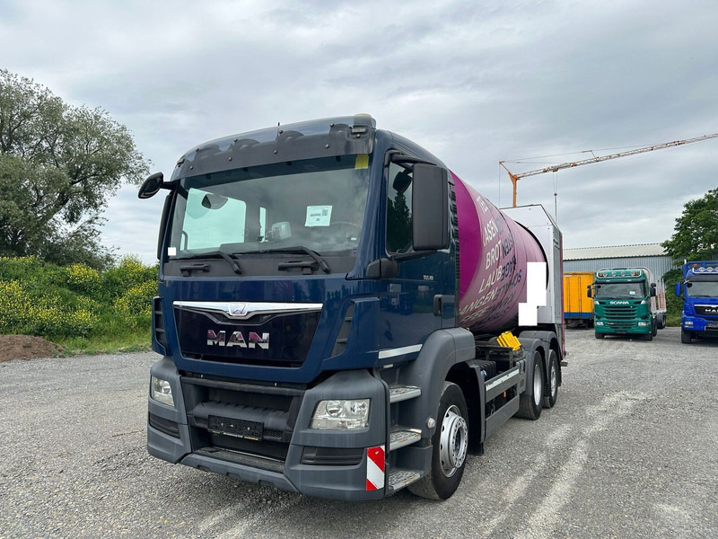 MAN TGS 28.320 - Müllwagen: das Bild 2 MAN TGS 28.320 - Müllwagen: das Bild 2