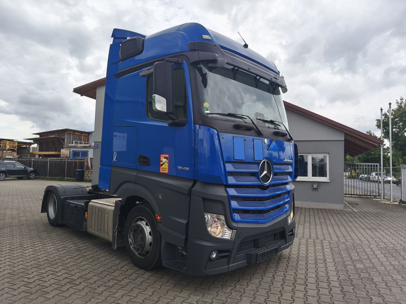 Mercedes-Benz Actros 1845 - Sattelzugmaschine: das Bild 2 Mercedes-Benz Actros 1845 - Sattelzugmaschine: das Bild 2