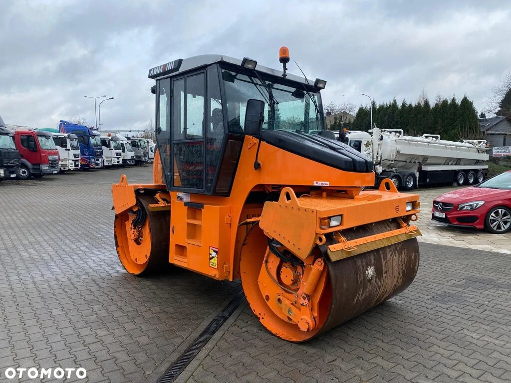 Ammann AV95-2 / Vibrations / 1 Owner / NEW Service Ammann AV95-2 / Vibrations / 1 Owner / NEW Service - Straßenwalze: das Bild 2 Ammann AV95-2 / Vibrations / 1 Owner / NEW Service Ammann AV95-2 / Vibrations / 1 Owner / NEW Service - Straßenwalze: das Bild 2