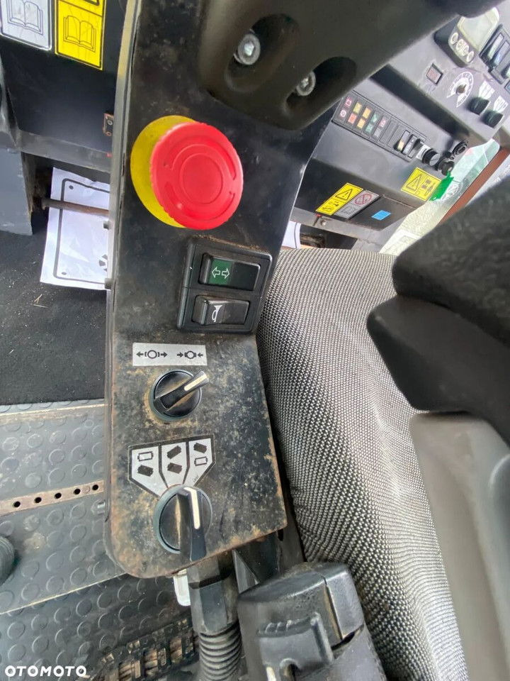 Straßenwalze Ammann AV95-2 / Vibrations / 1 Owner / NEW Service Ammann AV95-2 / Vibrations / 1 Owner / NEW Service: das Bild 17 Straßenwalze Ammann AV95-2 / Vibrations / 1 Owner / NEW Service Ammann AV95-2 / Vibrations / 1 Owner / NEW Service: das Bild 17