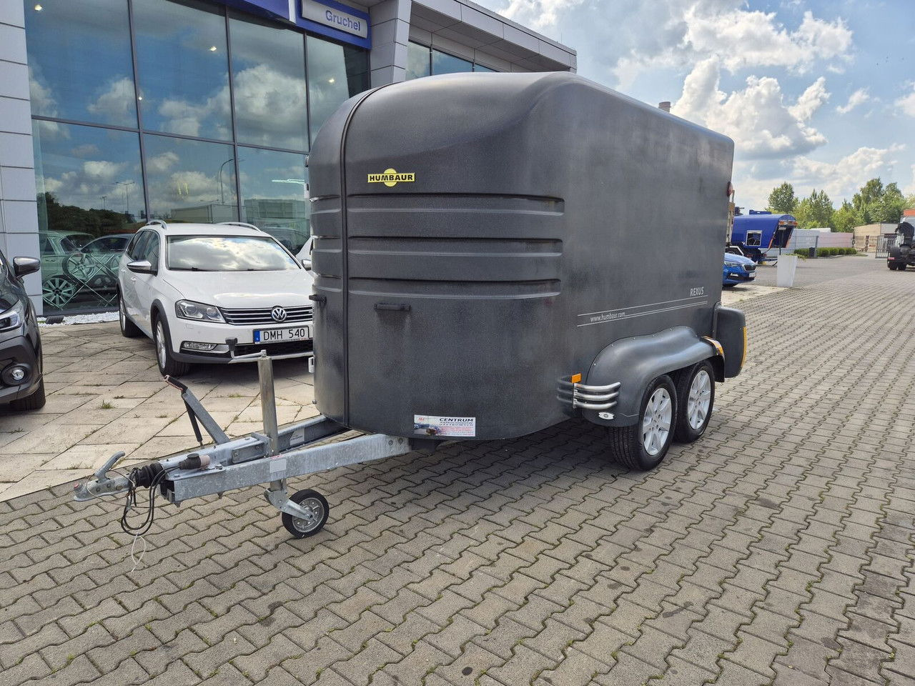 Humbaur Rexus 2000 / FOR Transporting 2 Horses, Ponies ANDBreedin Humbaur Rexus 2000 / FOR Transporting 2 Horses, Ponies ANDBreedin - Pferdeanhänger: das Bild 1 Humbaur Rexus 2000 / FOR Transporting 2 Horses, Ponies ANDBreedin Humbaur Rexus 2000 / FOR Transporting 2 Horses, Ponies ANDBreedin - Pferdeanhänger: das Bild 1