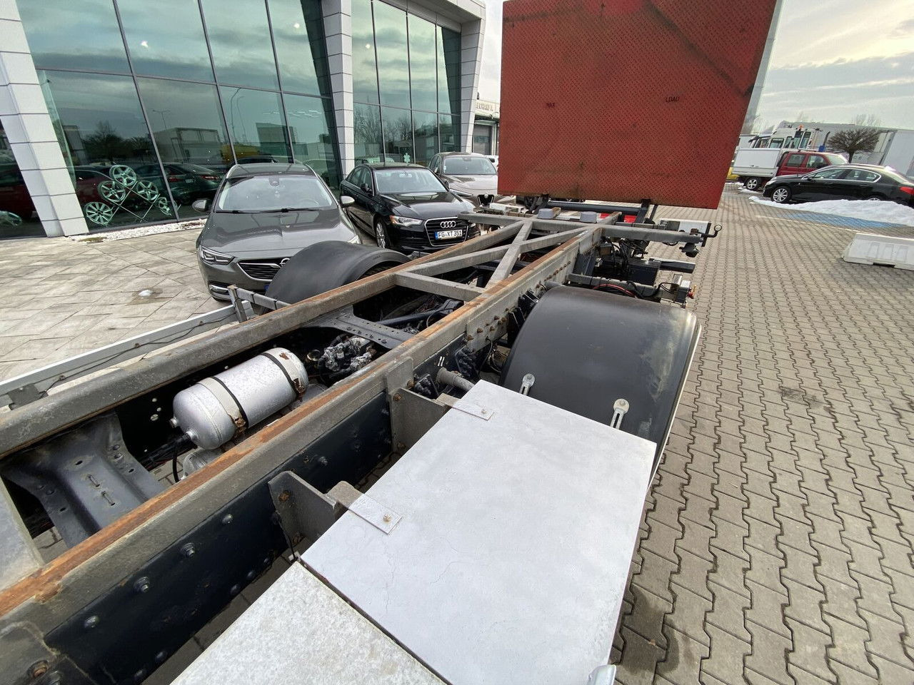 Fahrgestell LKW IVECO Stralis 360 AT 190 / Euro 5 / NEW Service / Long Frame: das Bild 15