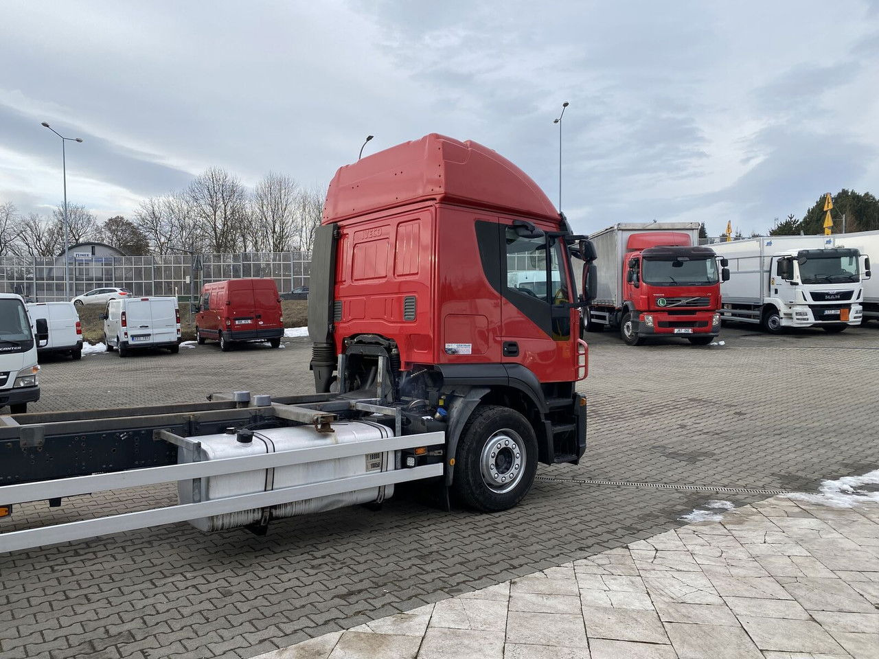 Fahrgestell LKW IVECO Stralis 360 AT 190 / Euro 5 / NEW Service / Long Frame: das Bild 6