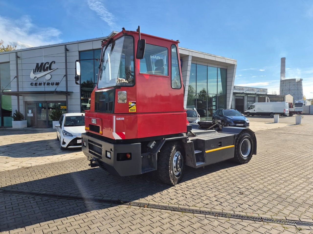KALMAR TR618i - 4X4 - LIKE NEW! - Terminaltraktor: das Bild 1 KALMAR TR618i - 4X4 - LIKE NEW! - Terminaltraktor: das Bild 1