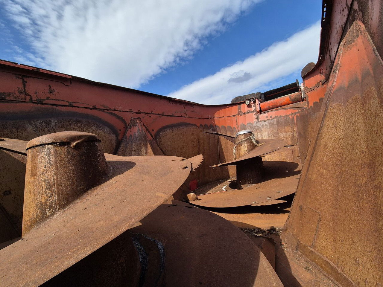 Leasing für KUHN SPW 22 / LOW MTH / 1 Owner / Works Great KUHN SPW 22 / LOW MTH / 1 Owner / Works Great: das Bild 28