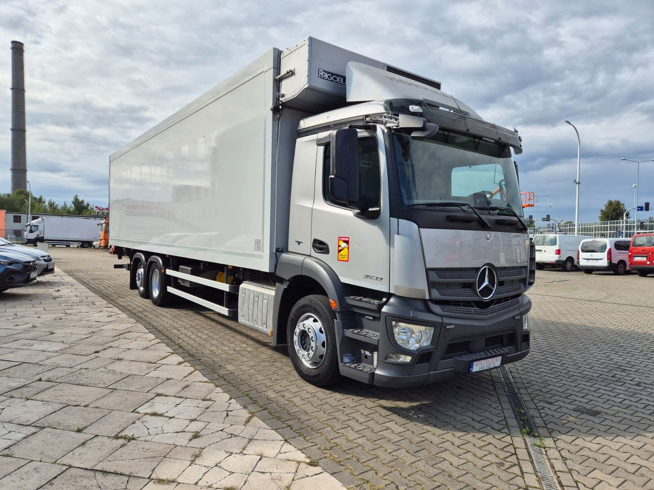 Mercedes-Benz Antos 2532 L - Kühlkoffer LKW: das Bild 5 Mercedes-Benz Antos 2532 L - Kühlkoffer LKW: das Bild 5