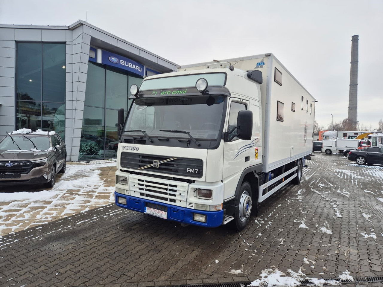 VOLVO FM 7 5 Horses / 3 People Live Cabin / 1 Owner / Serviced - Pferdetransporter: das Bild 2 VOLVO FM 7 5 Horses / 3 People Live Cabin / 1 Owner / Serviced - Pferdetransporter: das Bild 2