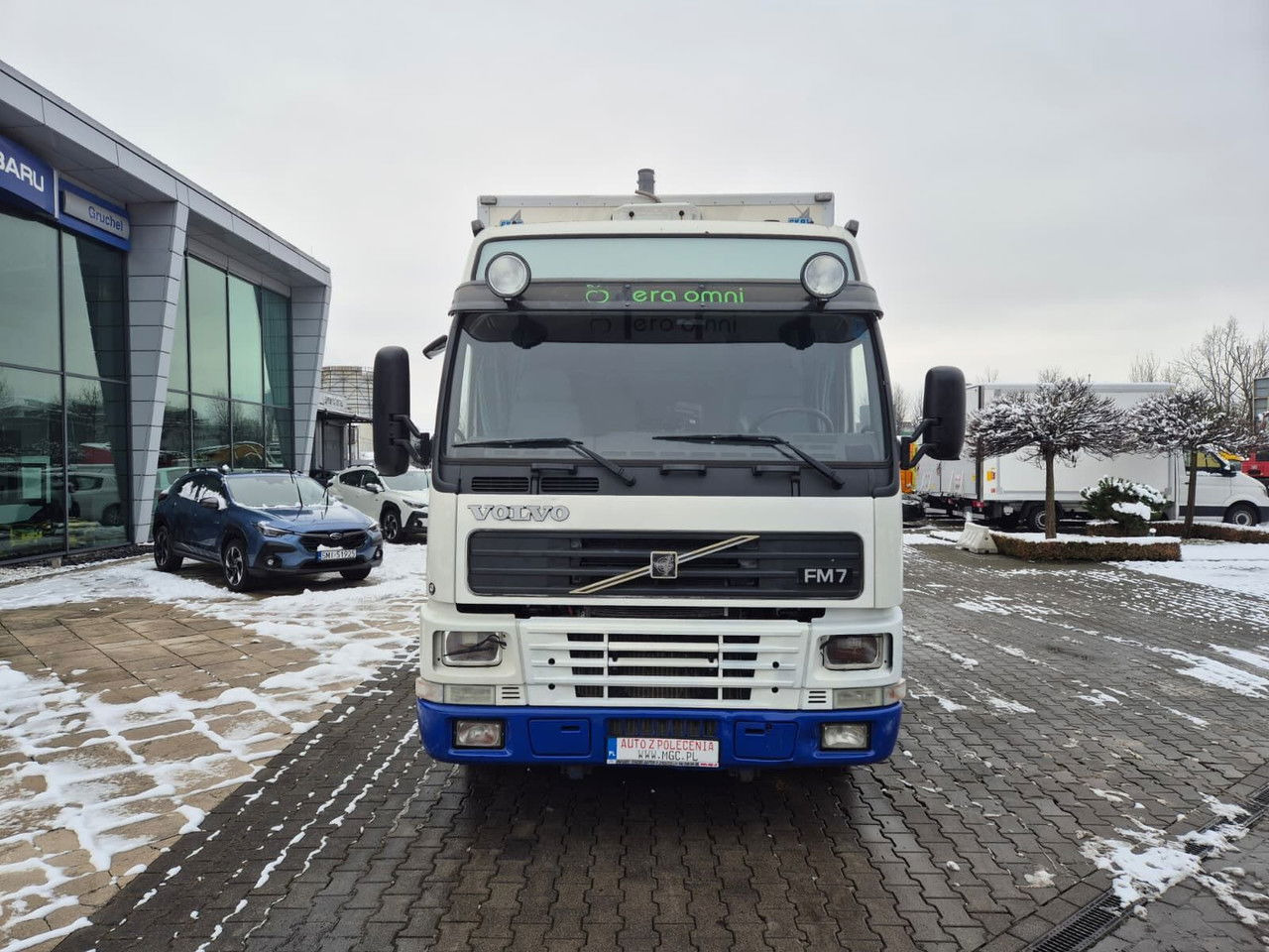 VOLVO FM 7 5 Horses / 3 People Live Cabin / 1 Owner / Serviced - Pferdetransporter: das Bild 3 VOLVO FM 7 5 Horses / 3 People Live Cabin / 1 Owner / Serviced - Pferdetransporter: das Bild 3