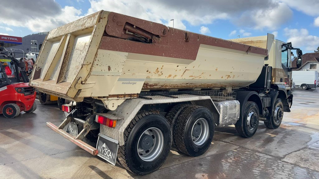 Iveco Trakker AD340T41 8x4 mulda tipper - hydraulic back - Kipper: das Bild 5 Iveco Trakker AD340T41 8x4 mulda tipper - hydraulic back - Kipper: das Bild 5
