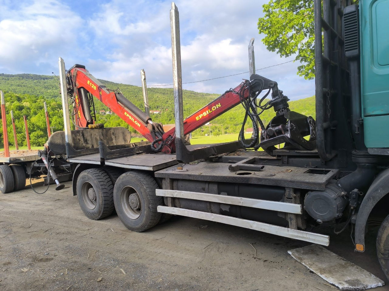 MAN 33.464 6x4 forest truck - Complete Spring - Epsilon E128 + scissors - Holztransporter: das Bild 5 MAN 33.464 6x4 forest truck - Complete Spring - Epsilon E128 + scissors - Holztransporter: das Bild 5